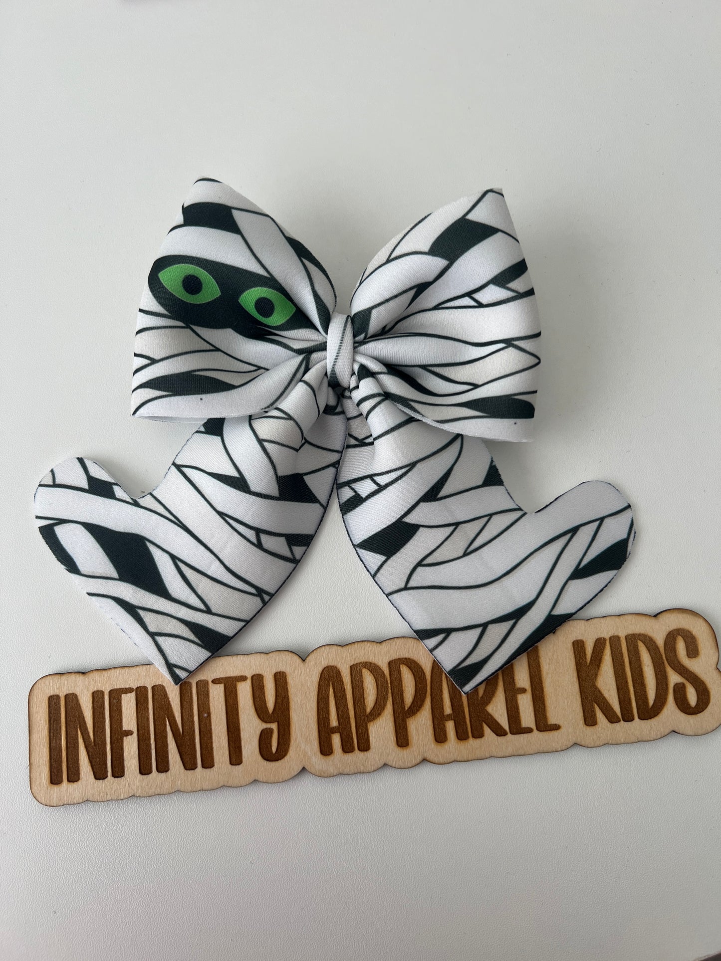 Mummy Bow