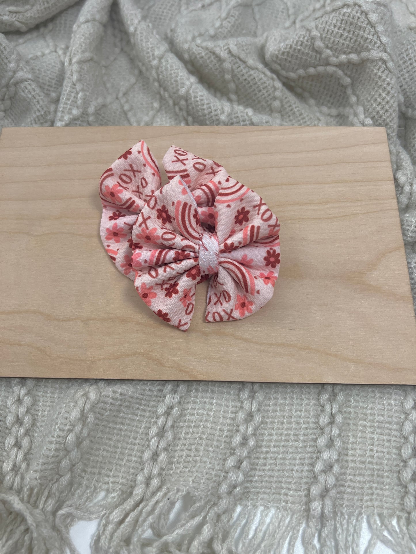 XOXO Pinwheel Piggie Set