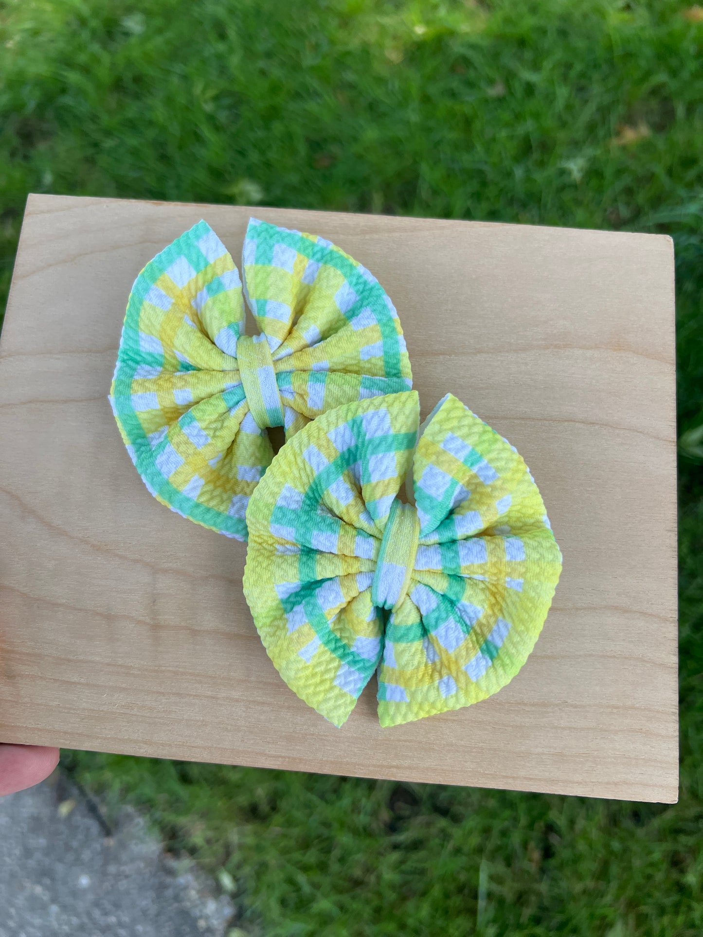 Yellow/Green Gingham Pinwheel Piggie Set