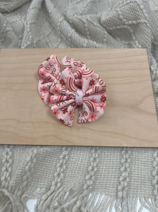 XOXO Pinwheel Piggie Set